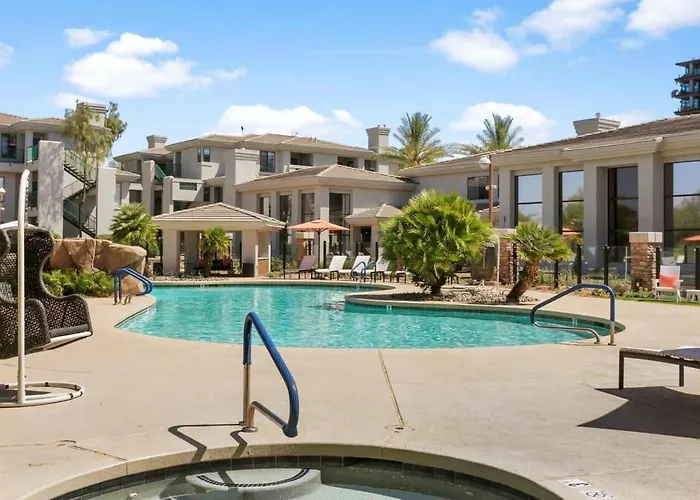 2br Cozysuites At Kierland Commons With Pool #04 Apartment Scottsdale