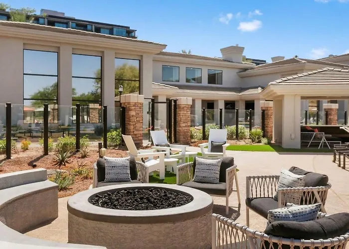 2br Cozysuites At Kierland Commons With Pool #04 Scottsdale