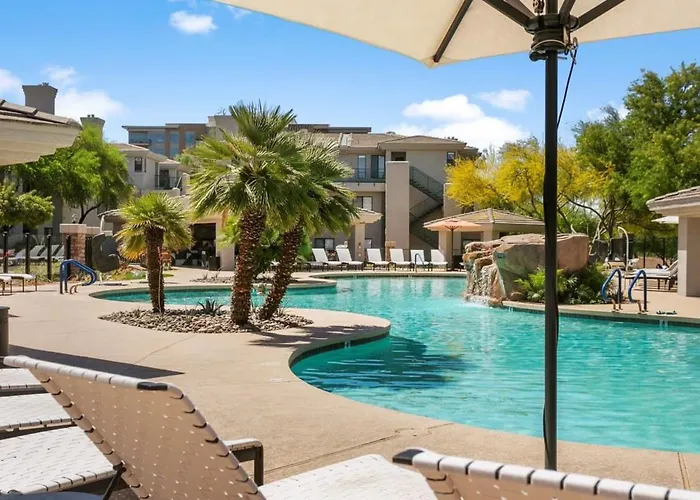 Apartment 2br Cozysuites At Kierland Commons With Pool #04