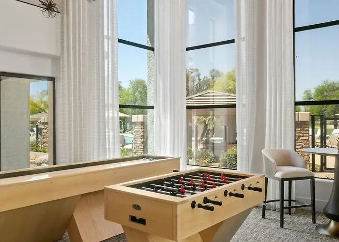 2br Cozysuites At Kierland Commons With Pool #04 *