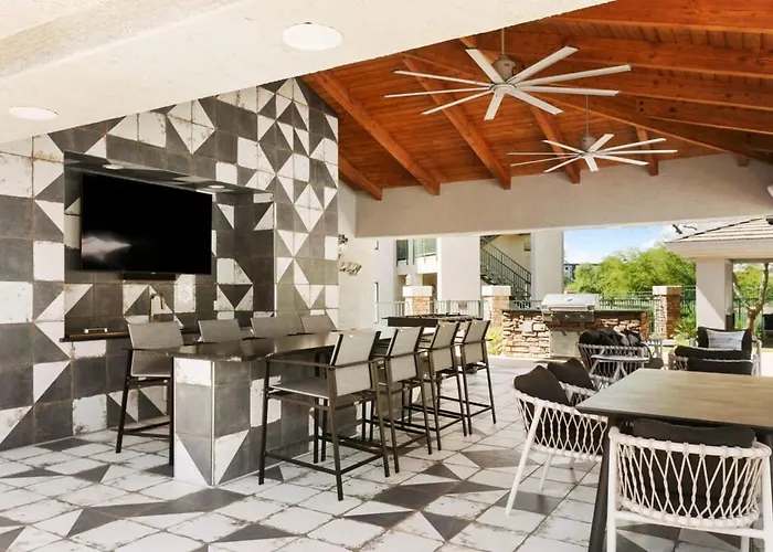 2br Cozysuites At Kierland Commons With Pool #04 Apartment Scottsdale